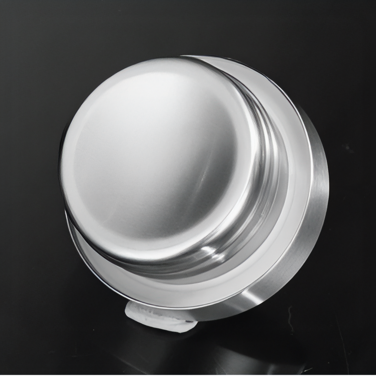 Gourde Inox 1 Litre gros plan bouchon - Inox - Noir Mat