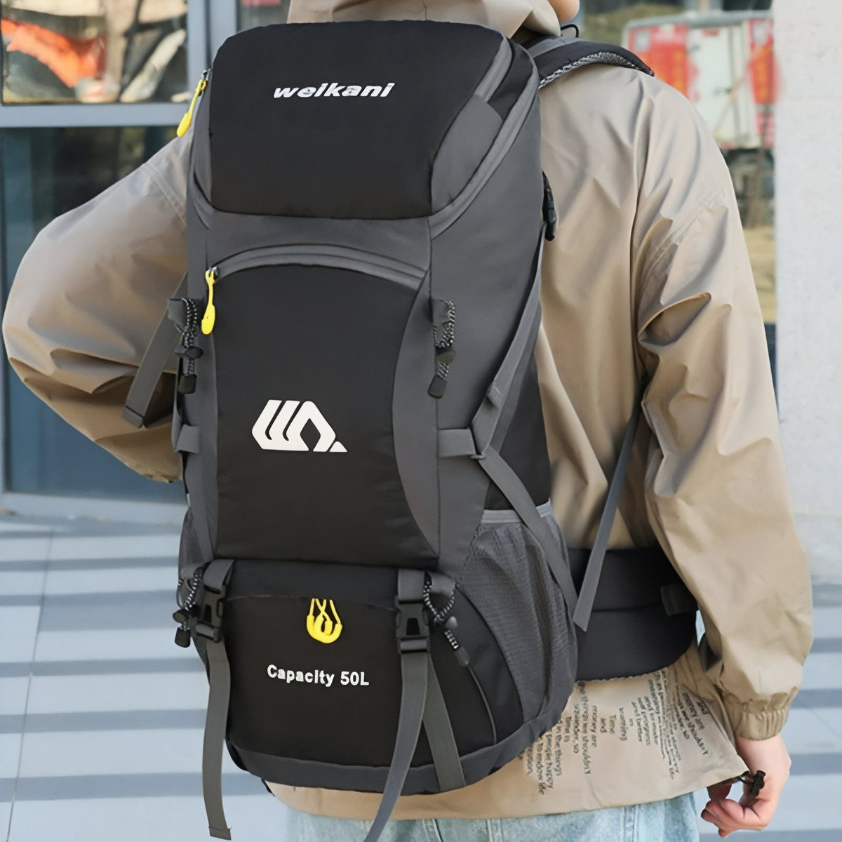 Lightweight Hiking Backpack 50 liters carried on the back - Orange - Black - Navy Blue - Red - Green
