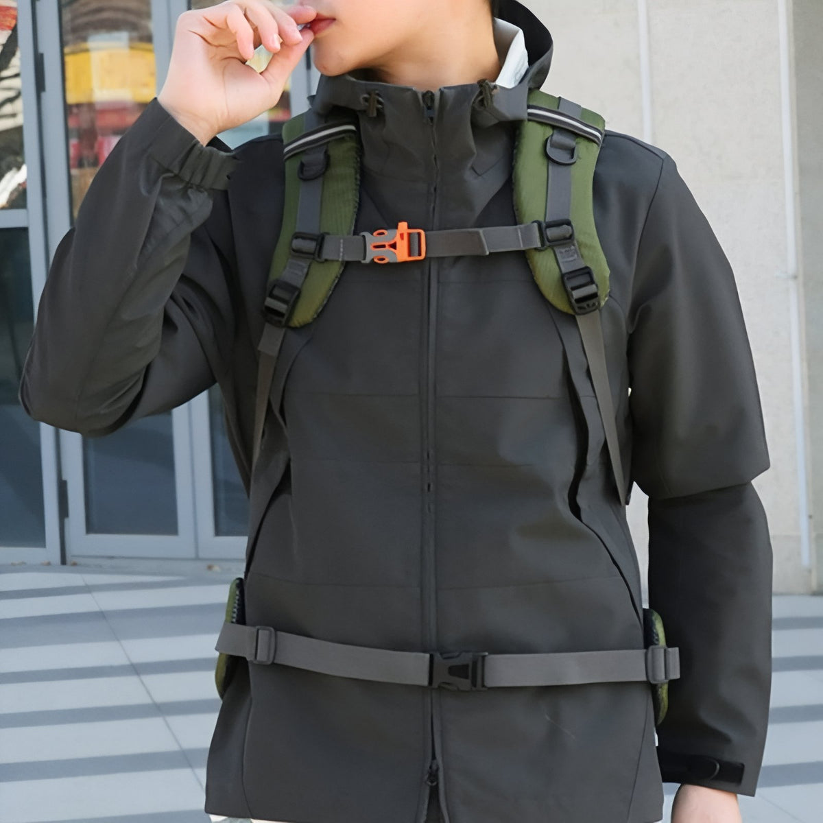Lightweight Hiking Backpack 50 liters carried on the back - Orange - Black - Navy Blue - Red - Green
