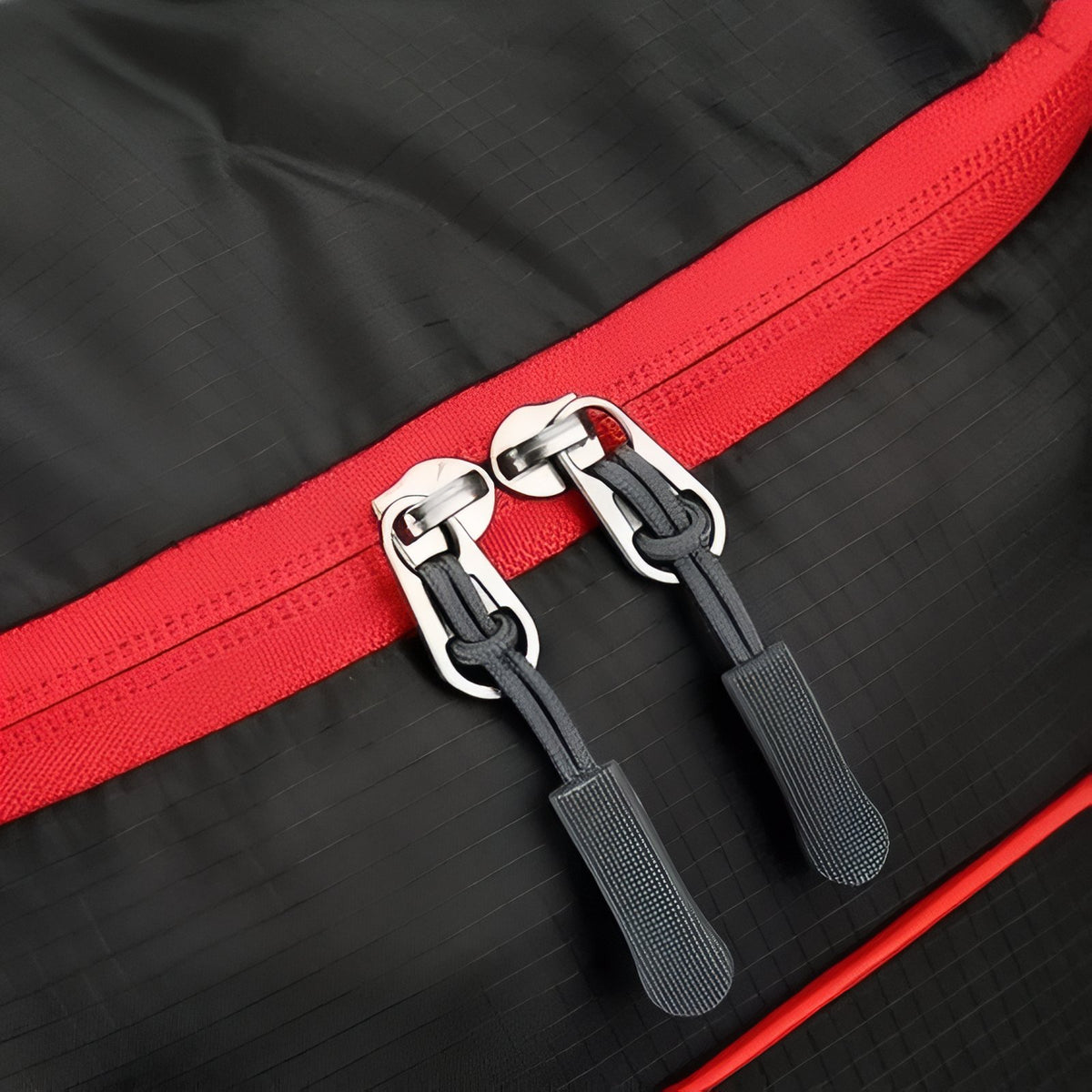 20L Foldable Hiking Backpack close-up zip closure - Black and Red - Navy Blue and Orange - Gray and Blue