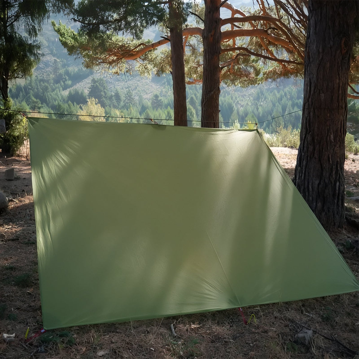 Tarp Randonnée Ultra Léger mise en situation - Gris Clair - Vert Olive - Marron Olive