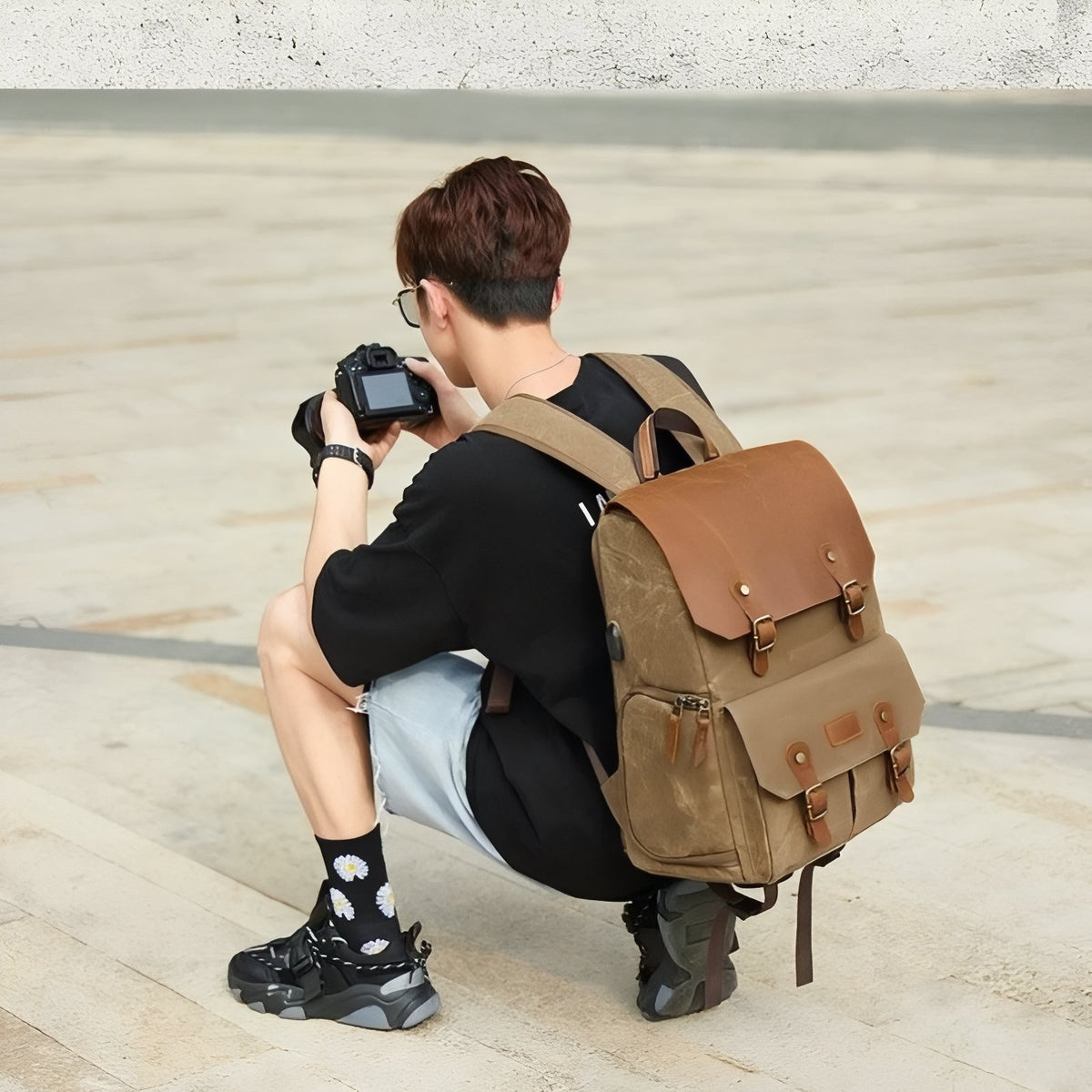 Travel Camera Backpack worn on the back - Khaki - Gray - Green